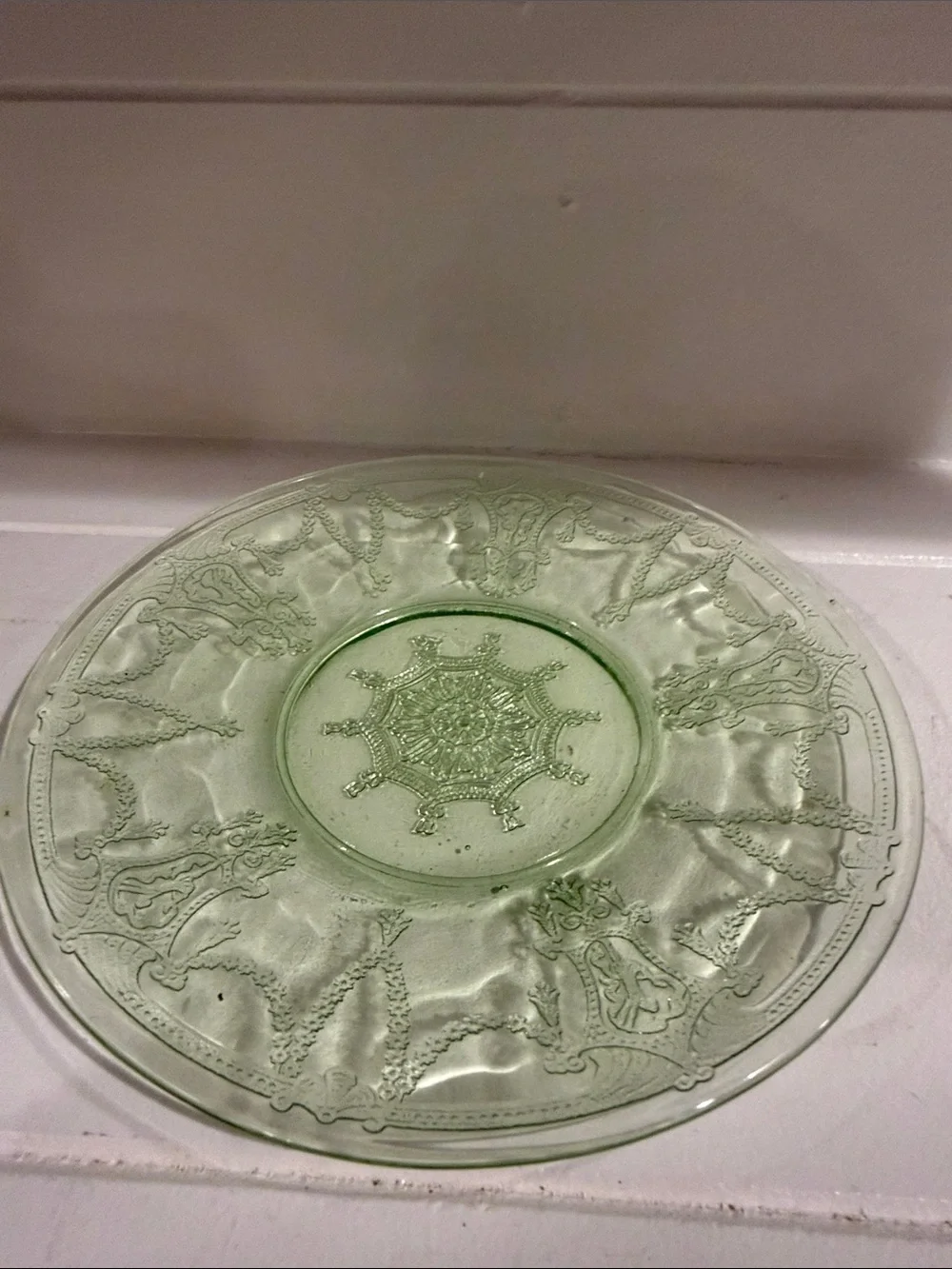 Small Green Decorative Glass Platter - Elegant Home Art